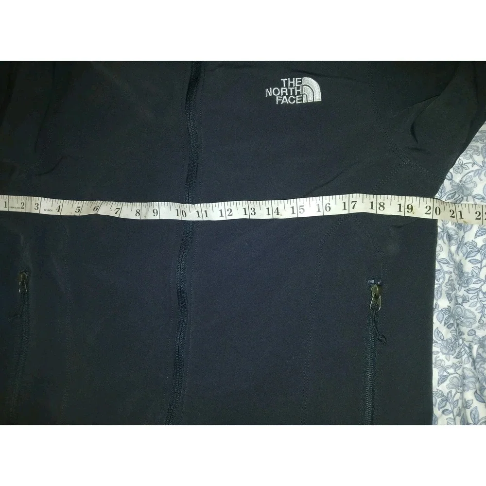 The North Face Men's Black Softshell Full-Zip Jacket w/ Zipped Pockets Small (C)